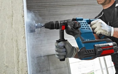 Коронка по бетону SDS Plus 150мм в сборе с державкой Коронка по бетону SDS Plus 150мм в сборе с державкой